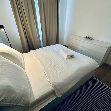 Dom S Bazenom Pri Hradzi Casa de Férias *
